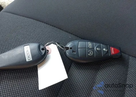 2013 Dodge Challenger Srt8 Core z USA, uszkodzony, nr VIN 2C3CDYDJ6DH741763